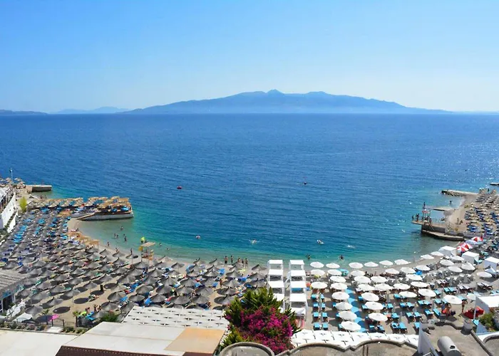 伊庇鲁斯酒店 酒店