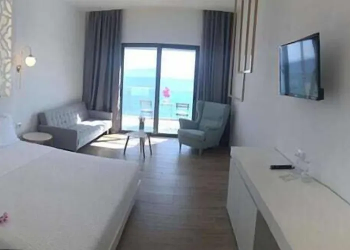 Epirus 4* Sarandë