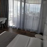 Epirus 4*