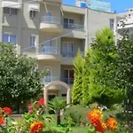 Epirus فندق
